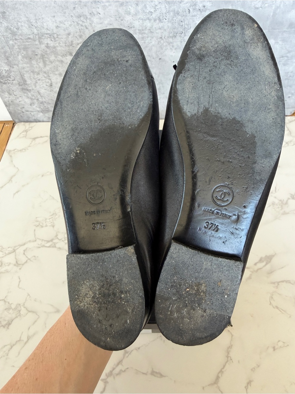 CHANEL Black Leather Cap-Toe Ballet Flats with Patent Toe - Picture 3 of 5